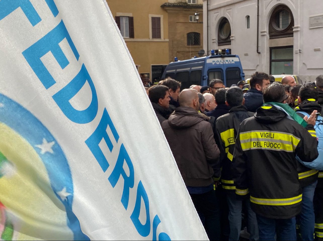 Copertina di: Vigili del Fuoco, il 14 Maggio mobilitazione Federdistat VV.F Cisal a Roma