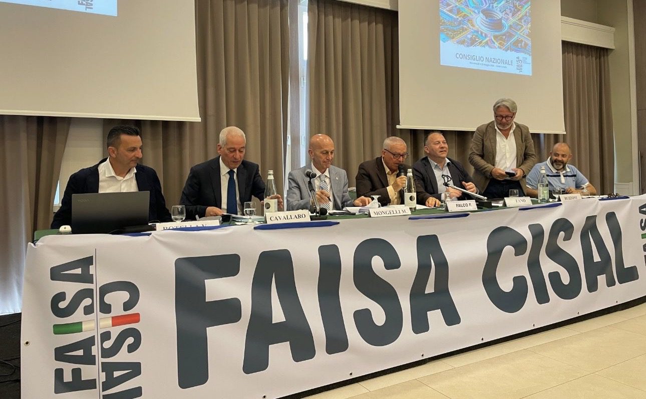 Copertina di: Tpl, Faisa Cisal : “Il rilancio del settore, non rimanga solo un appunto sulle agende della politica, ma si compiano atti urgenti e concreti