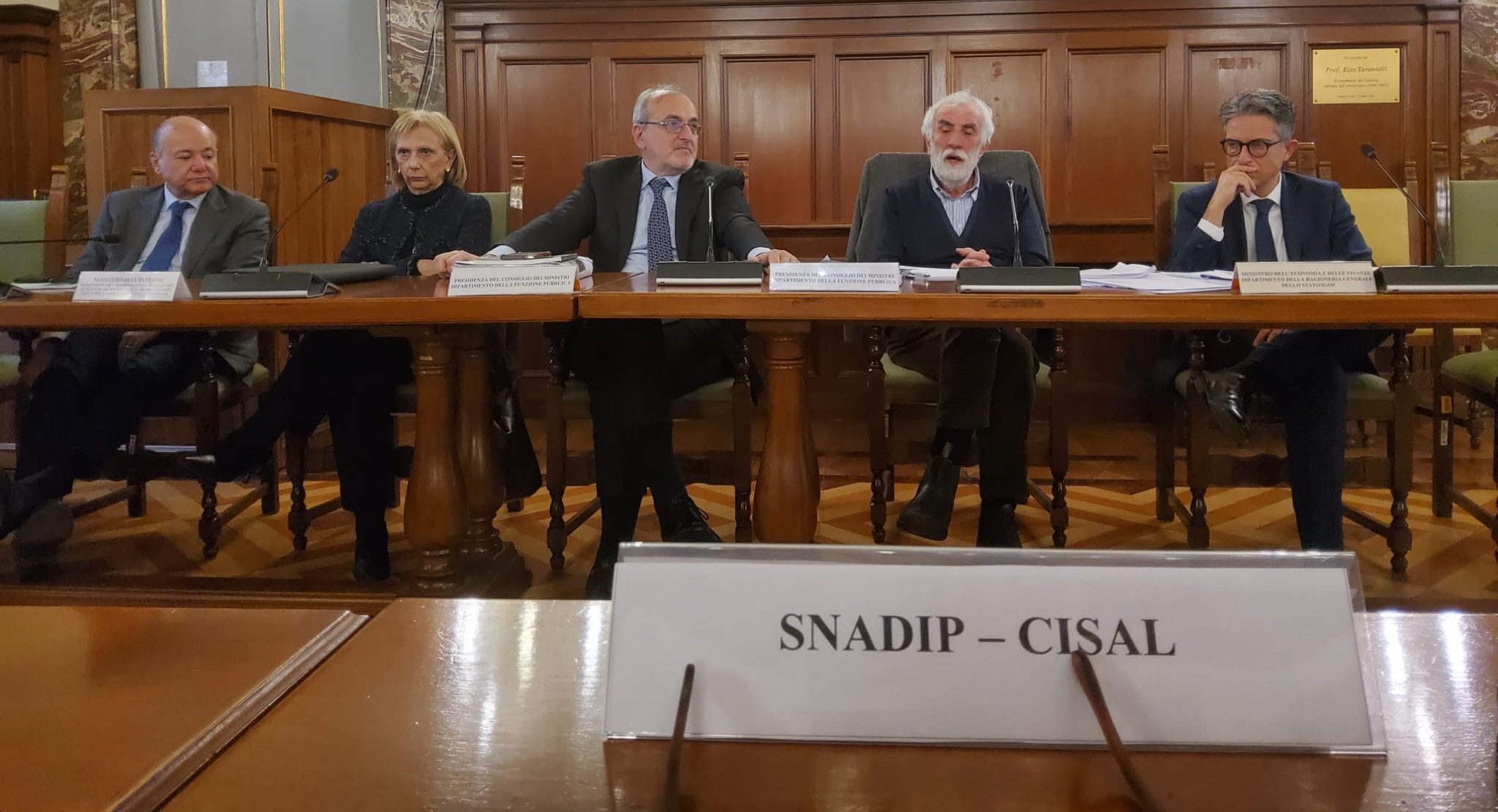 Copertina di: Carriera prefettizia, Snadip Cisal: “Continuano le trattative per il rinnovo del contratto” 